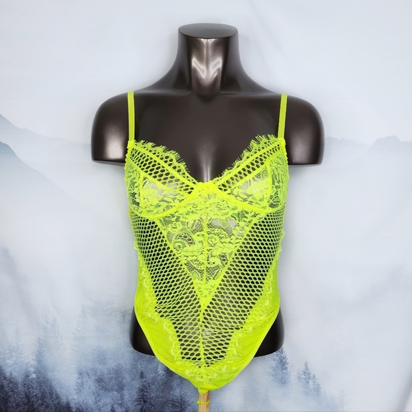 Boohoo Neon Lace Premium Bodysuit Medium NWT Lime - Picture 1 of 16